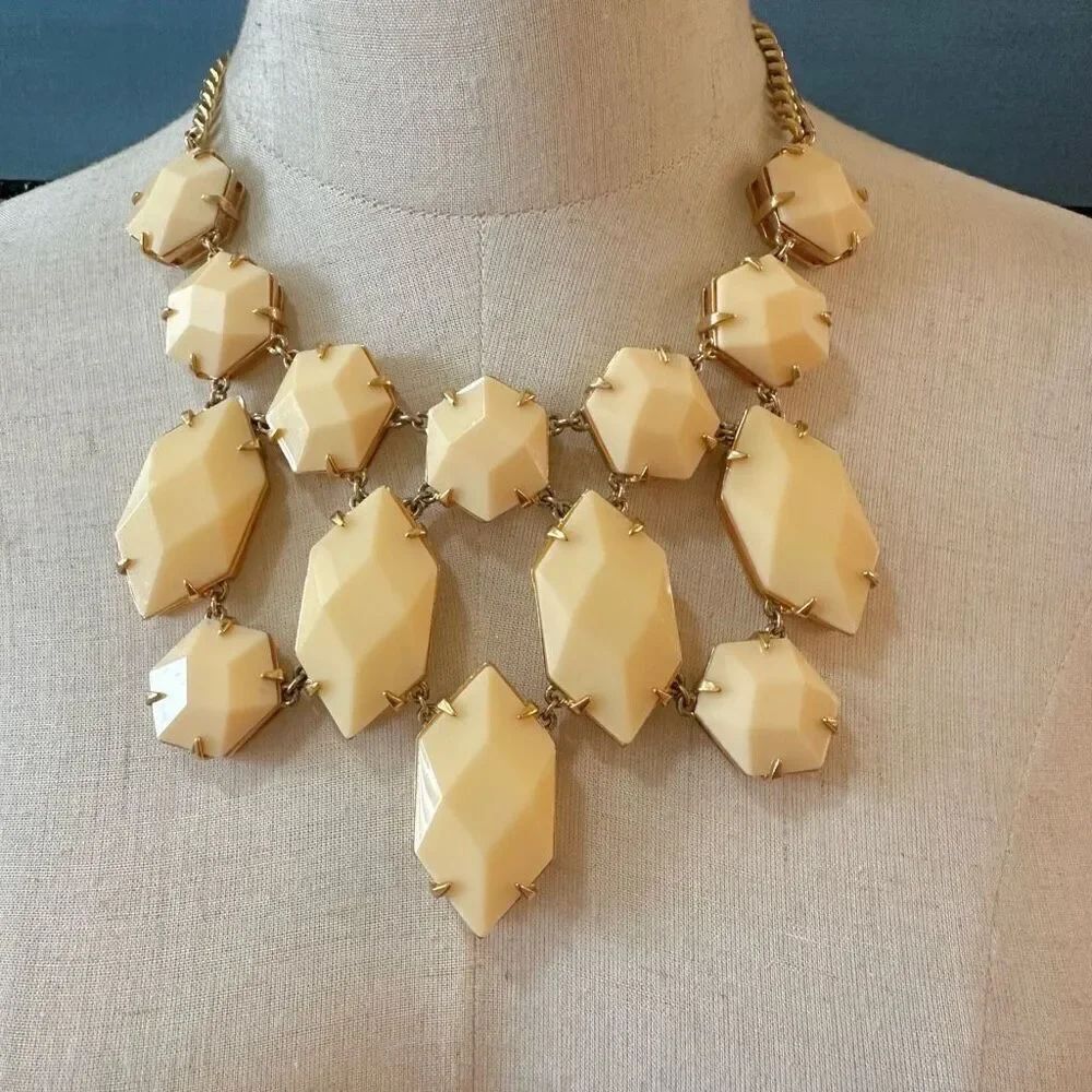 Vince Camuto cream/yellow and gold tone statement necklace